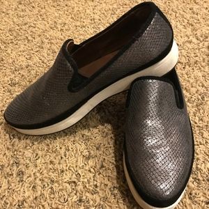 Donald Pliner Dk.Grey Metallic SlipOn Sneaker